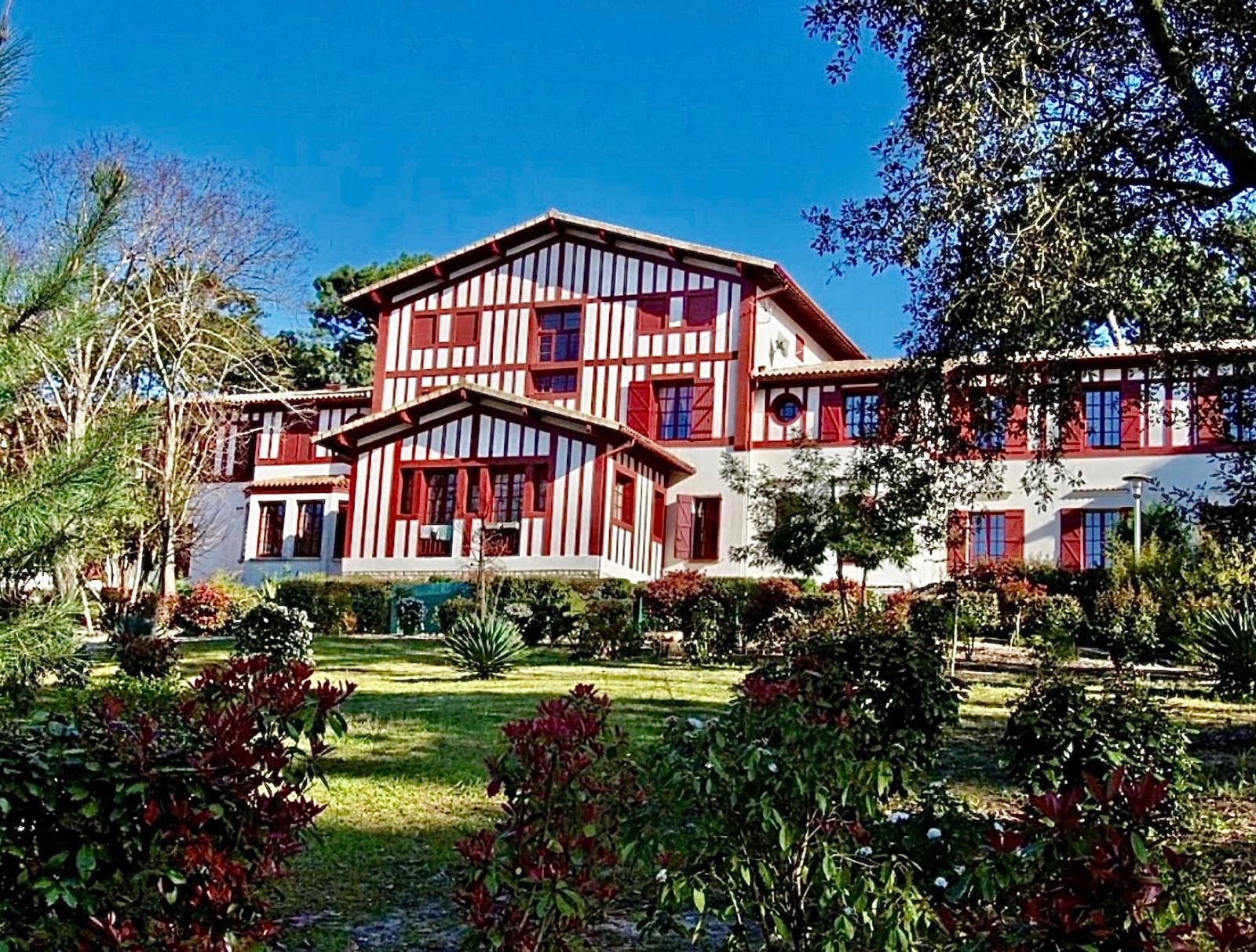 Appartements 1wn3q8hd74bncfuzstkdjxeql3nviivzkozse9yrk.jpg